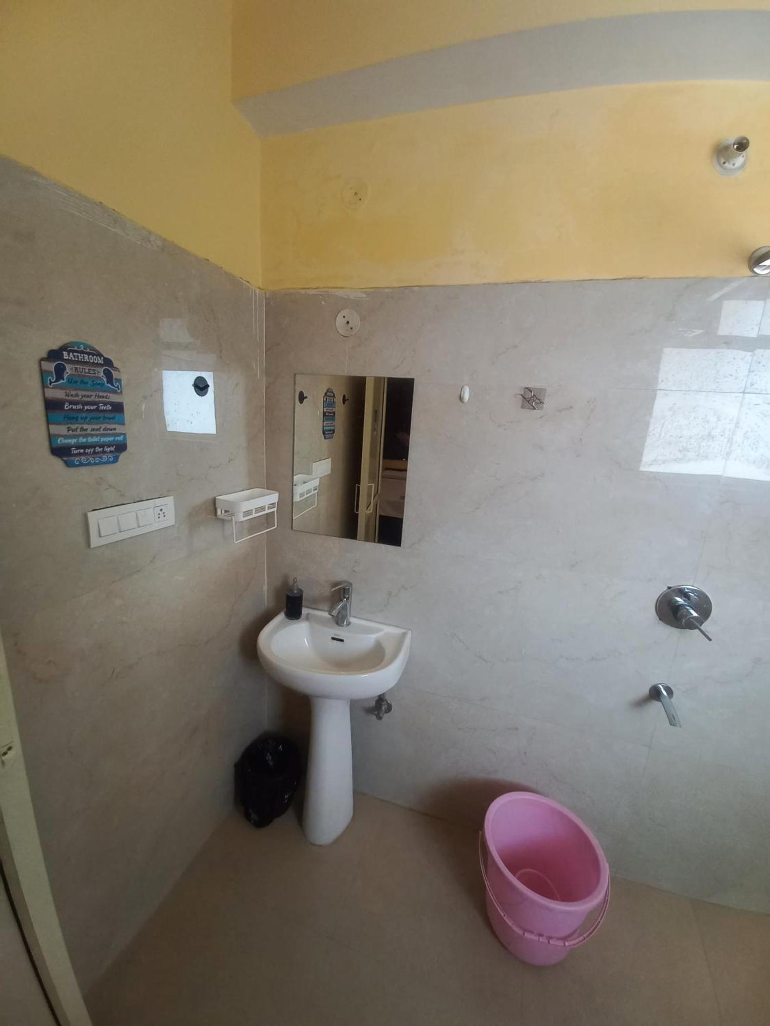 Devi Music Ashram Bed & Breakfast Rishikesh Exterior photo